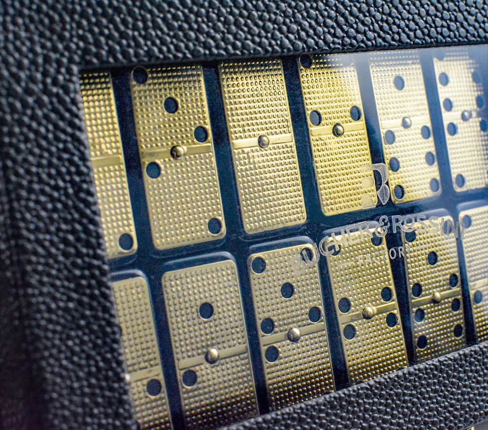 Bucher&Rossini dominoes withstand indoor and outdoor use on various surfaces.
