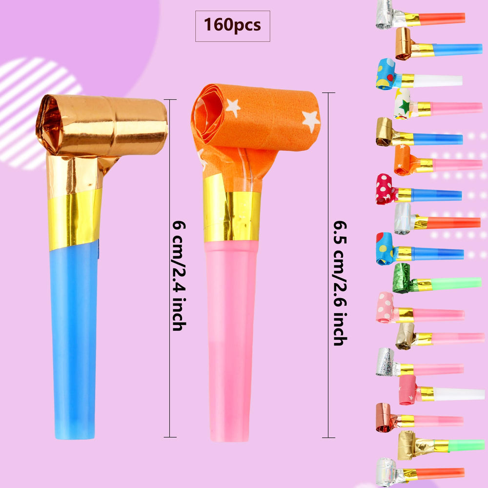 Cagemoga blowouts extend to 20 cm when blown for interactive fun.