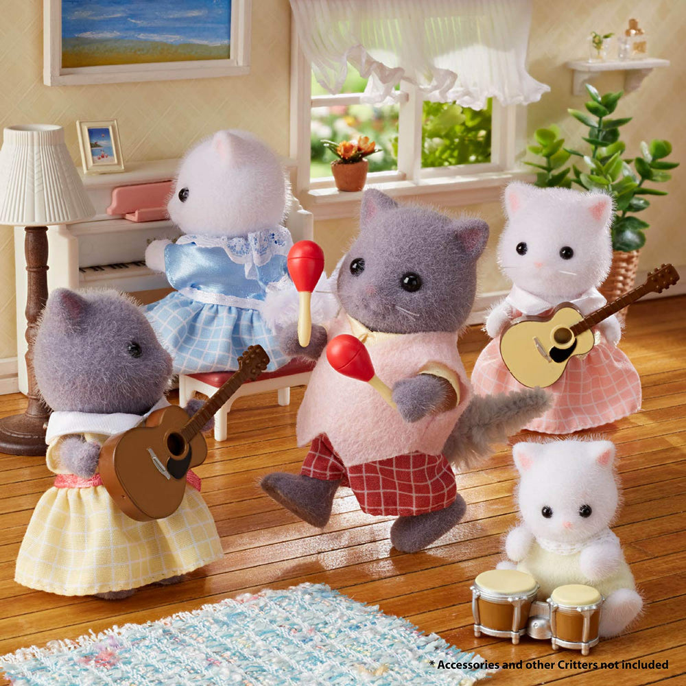 Calico Critters Persian Cat Family assembled for storytelling and adventures.