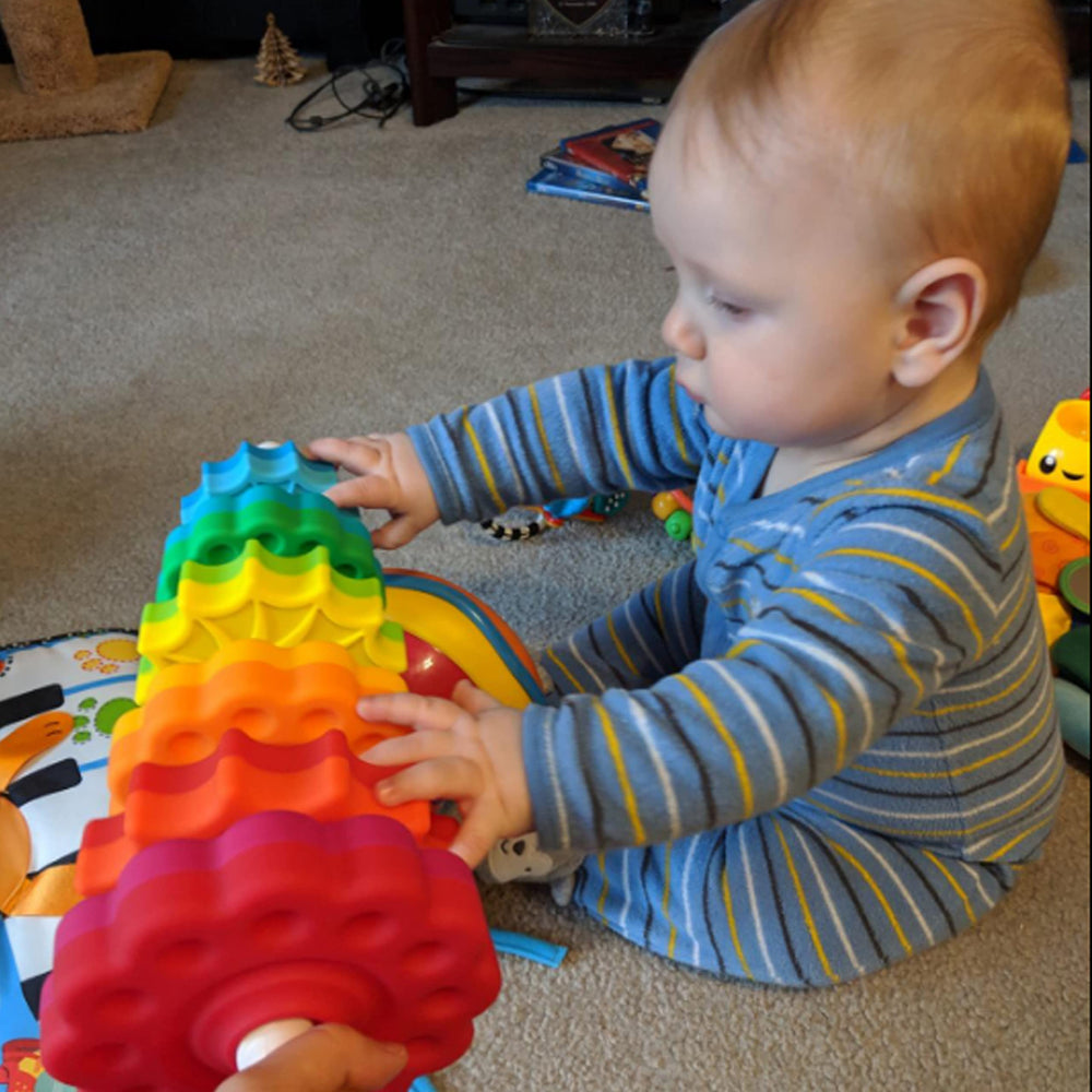 CAPT.GOOSE spiral pole design promotes cause-and-effect exploration for toddlers