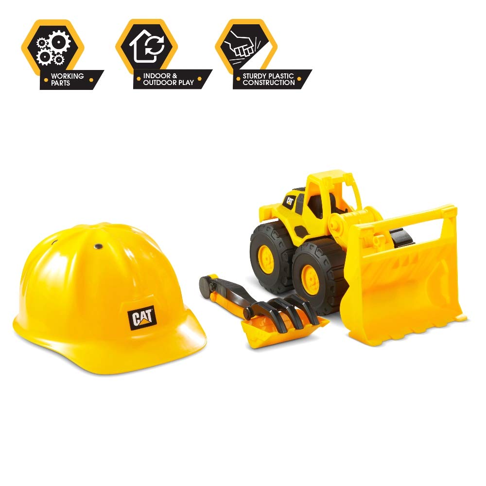 CAT Sand Tools Shovel for digging and building on the sand.