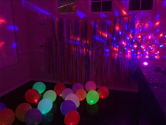 CEAGGDY 50 LED balloons glow in mixed colors for a vibrant party display