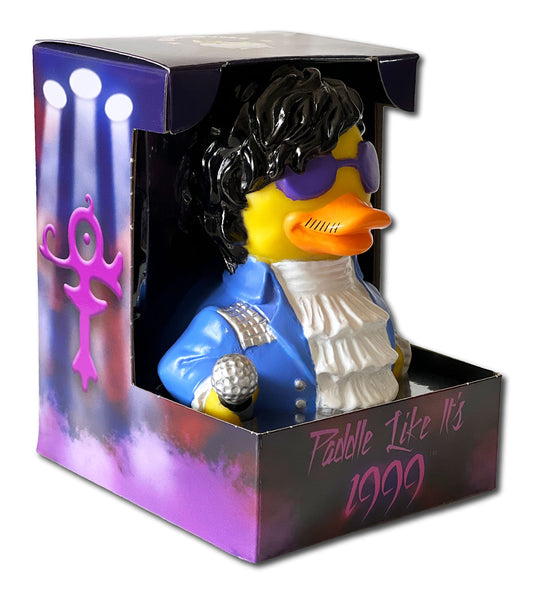 CelebriDucks paddle-like-its-1999 front view highlights bold design for bathtime fun.