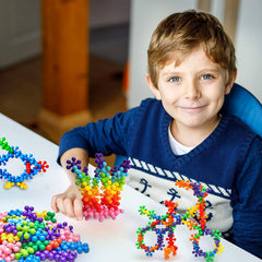 Chichalk Clip Connect kids' hands building blocks support fine motor skills.