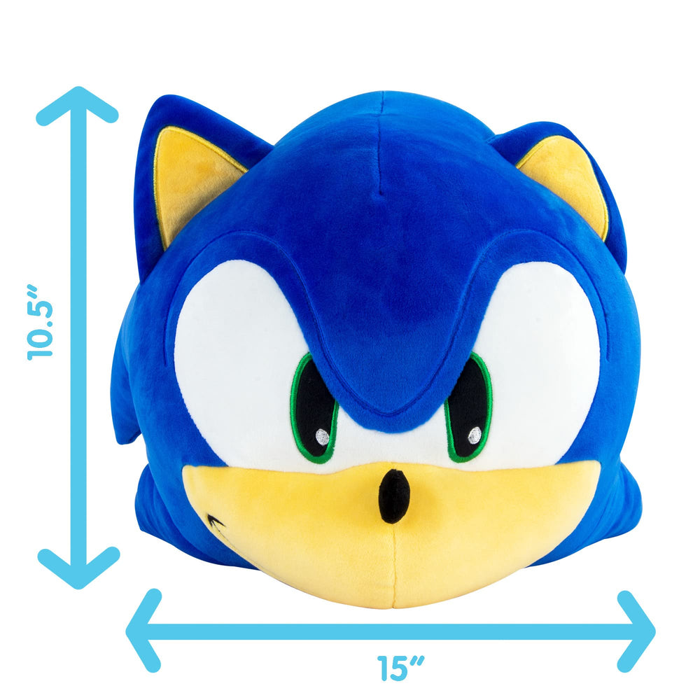 Club Mocchi Mocchi Sonic plush makes a great gift for gamers.