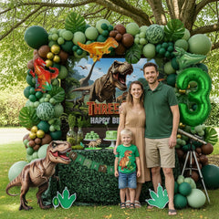 ColorToyz jungle-printed balloons complement the color palette for cohesion.