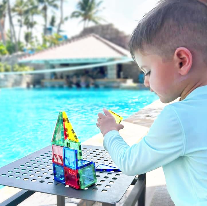 CreateOn Crayola Mini Magnetic PIP-Tiles portable case enables mess-free travel play