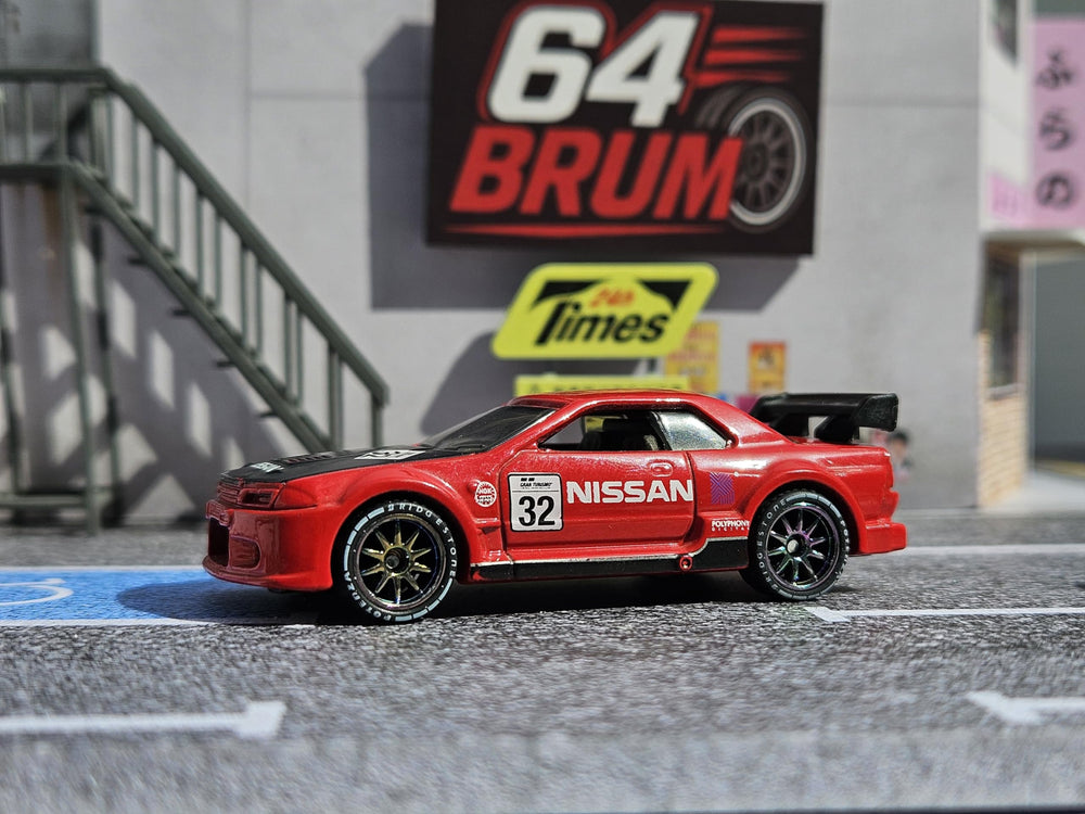 CustomDiecast 1:64 rubber tires texture adds realism to models.