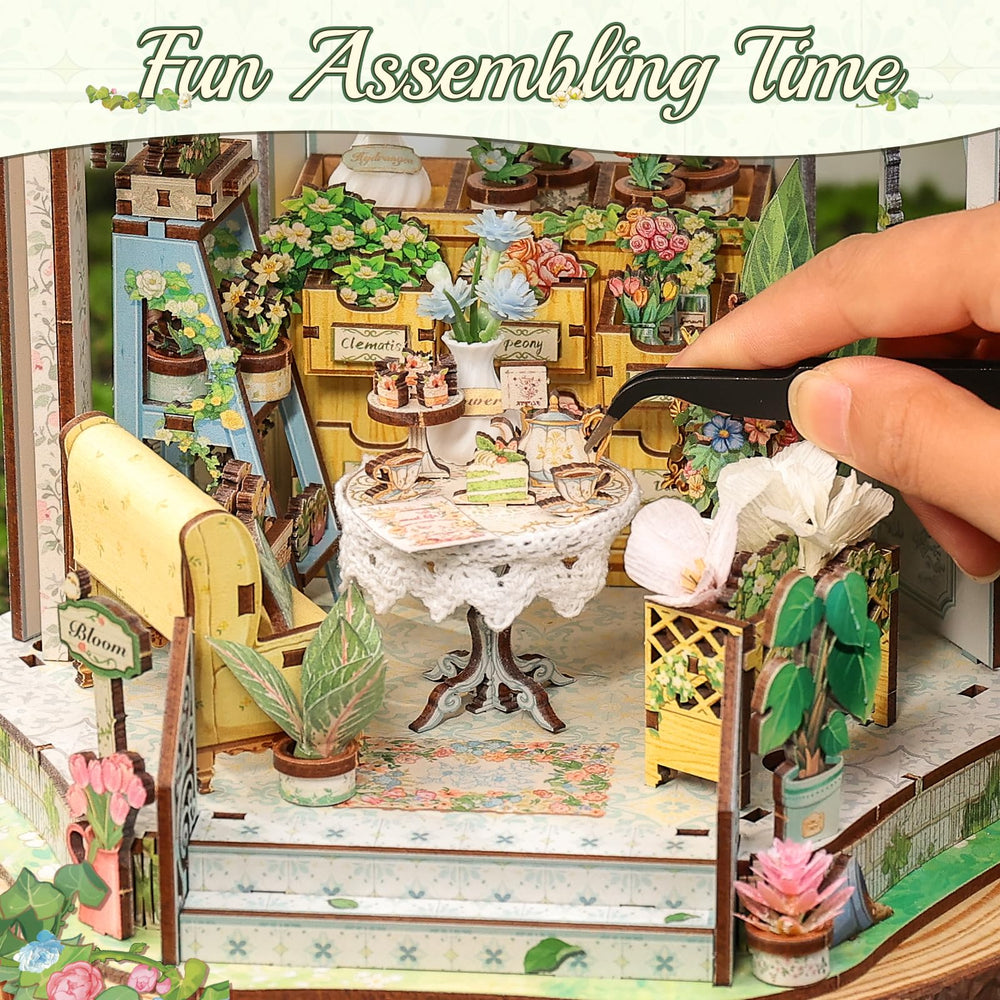 CUTEBEE Windsor Flower House sofa and scene layout for storytelling displays