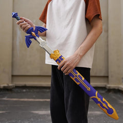 damdos Cos-Master Sword foam side view shows realistic cosplay detail.