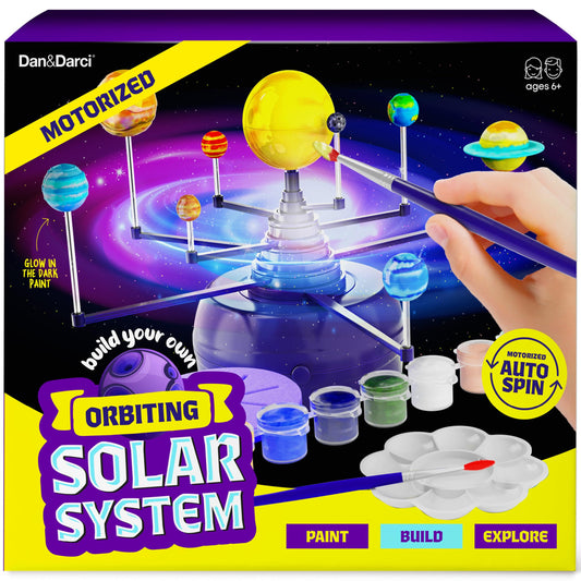 Dan&Darci 360° orbiting solar system kit with sun and planets for hands-on space learning.
