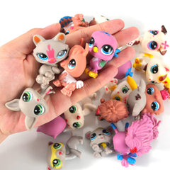 Daughe LPS cartoon pets collection display for shelf-worthy organization.