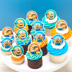 Cupcakes topped with DecoPac Minions rings for a festive look