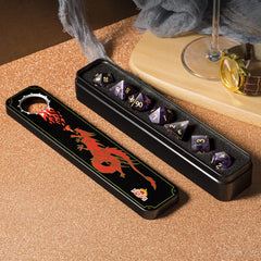 DNDND Amethyst D20 dice close-up with shimmering facets for exciting rolls