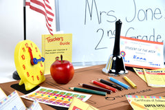Dr. STEM Toys play-clock promotes time-telling practice and classroom simulation