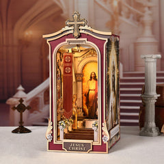 DROICC Book Nook ideal desk or shelf display piece.