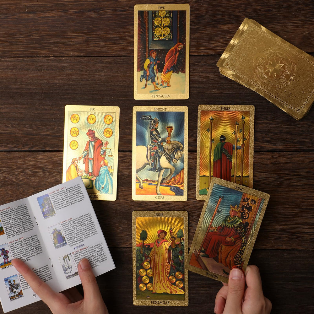EGCUQ 78-card tarot guide book interior pages show clear meanings