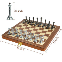 ELONGDI foldable chess board with locking mechanism for secure travel storage.