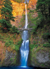 EuroGraphics Multnomah Falls puzzle pieces—strong interlock for a satisfying build.