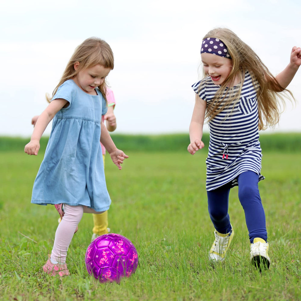EVERICH TOY outdoor play scene, ideal for parks and yards.
