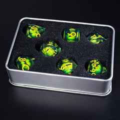 EZUO dragon eye dice enhance D&D sessions with dramatic visuals.