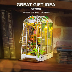 Fimeetoy Book Nook Kit LED light casting warm glow.