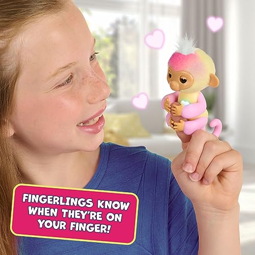 Fingerlings soft blankie with Jas adds comforting touch during play.