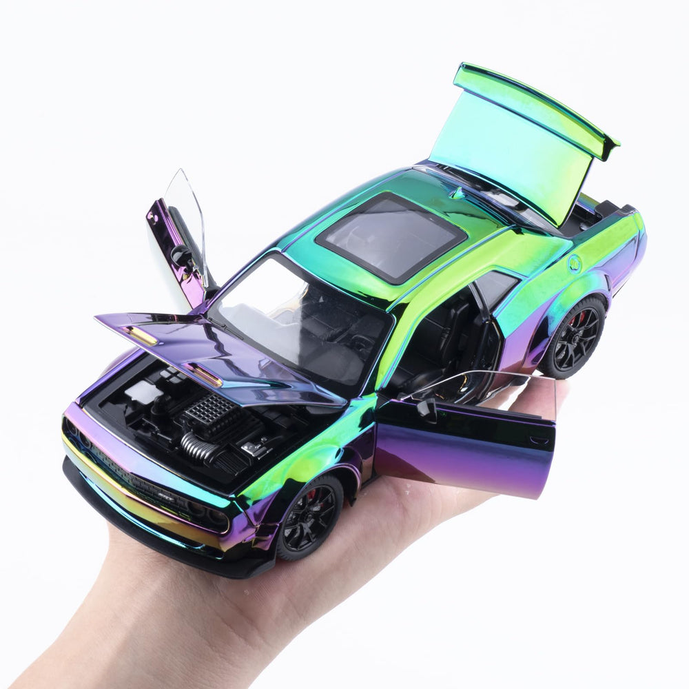 FRJV Hellcat SRT 1/24 lights and sounds enhance pretend play moments.