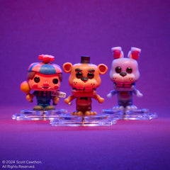 Funko Bitty Pop acrylic base keeps figures stably mounted.