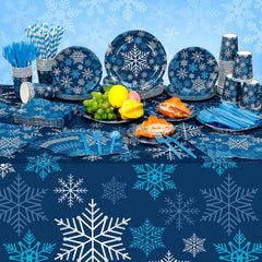 Funnymoom snowflake straws – convenient disposable beverage accessories.