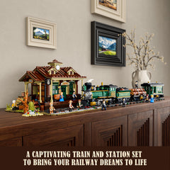 FUNWHOLE flexible track layout supports creative train configurations.
