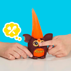Furby Furblets speaks Furbish and sings playful tunes.