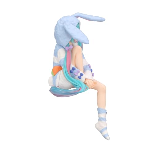 Furyu Hatsune Miku pajama blue color detail highlights the cozy hood design.