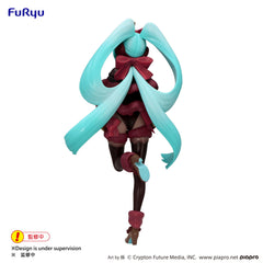 Furyu Hatsune Miku SweetSweets Noel Raspberry PVC Figure face detail captures charm.
