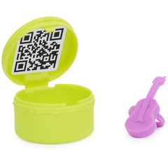 Surprise accessory inside Delivery box sparks mystery play options