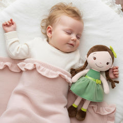 GAGAKU 12-inch doll lightweight at 2.5 oz for easy handling and portable play