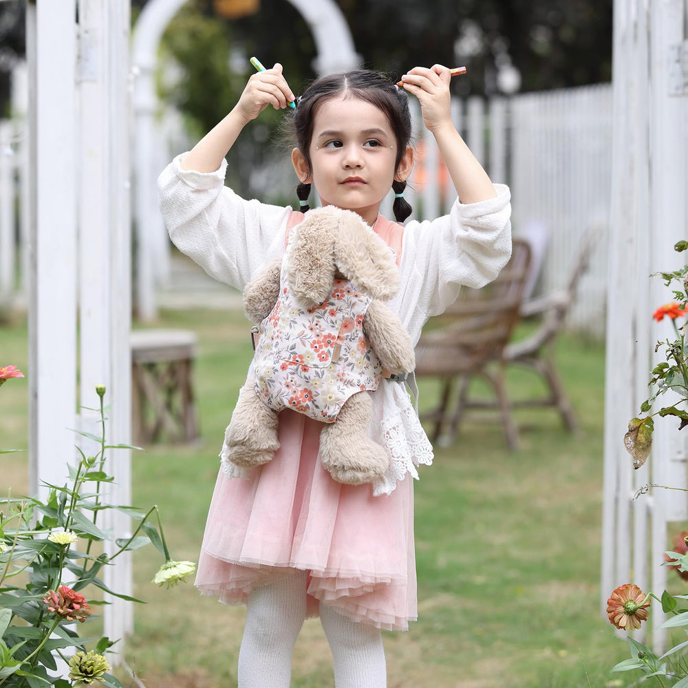 GAGAKU carrier back view highlights adjustable straps for growing kids