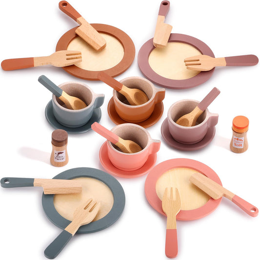 GAGAKU wooden plates for kids, sturdy and safe for pretend meals.