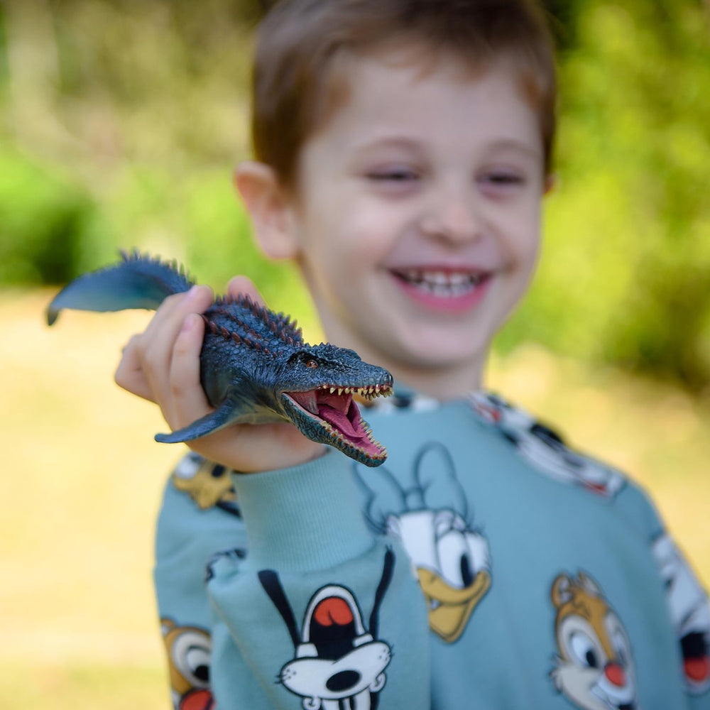 GeminiGenius Cake topper option adds a dinosaur theme to celebrations