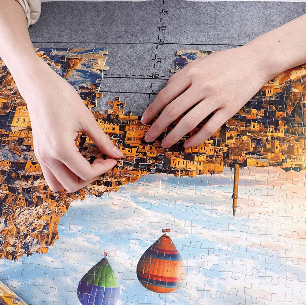 Genovega Puzzle Mat Roll Up includes inflatable tube and pump