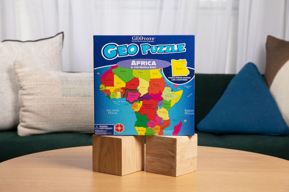 GeoToys GeoPuzzle bright colors support engaging geography practice