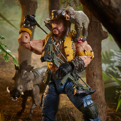 Knives and tools add rugged equipment options for dramatic poses.