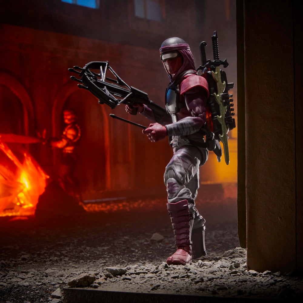 G.I. Joe Night-Creeper daggers set enhances stealth pose options