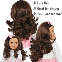 Gift Boutique Elizabeth realistic face features invite expressive storytelling and nurturing play.