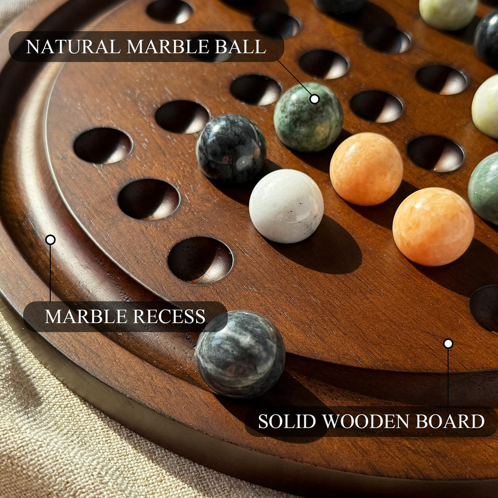 Giftqulo Solitaire natural wood board close-up with distinctive grain and smooth, cool surface for mindful moves.