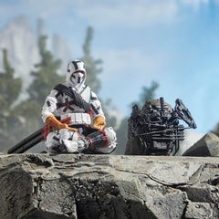 G.I. Joe Storm Shadow knifehands offer authentic action pose options.