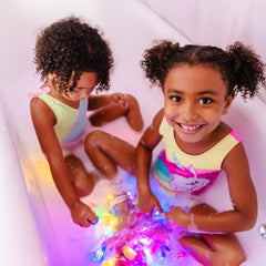Glo Pals Sammy vibrant cubes create a playful bath experience