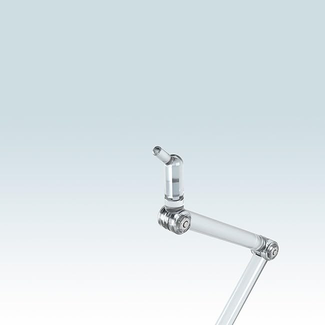 Good Smile The Simple Stand X3 clamp and extender parts help fit tight spaces.