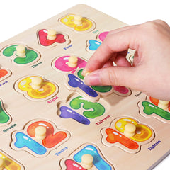 GR GRINNNIE dinosaur puzzle sparks curiosity about dinosaurs.