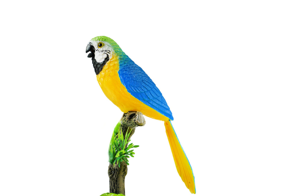 Haktoys Chirping Bird beak animation detail enhances lifelike behavior
